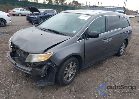 2013 Honda Odyssey Ex-L z USA, uszkodzony, nr VIN 5FNRL5H6XDB020073